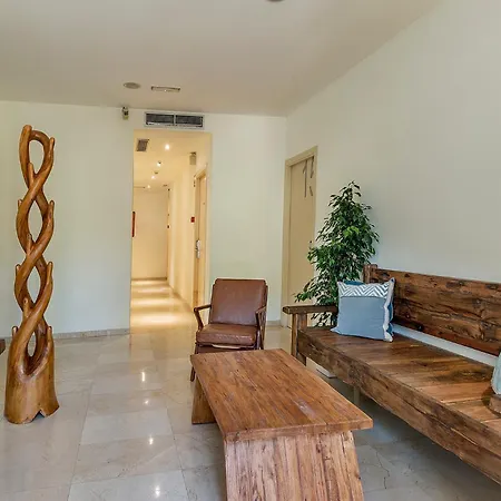 Otel Limonaia