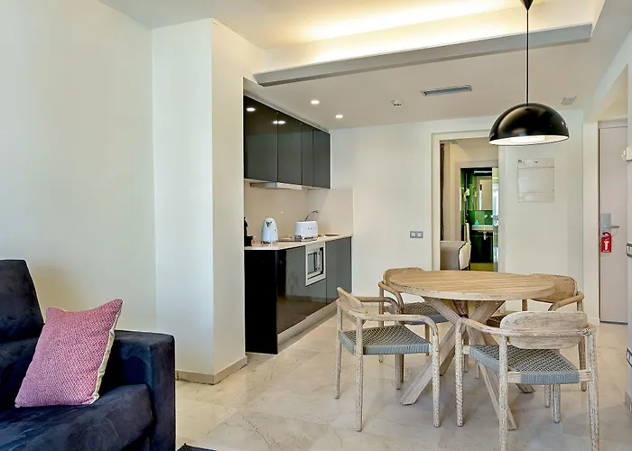 Limonaia 3*